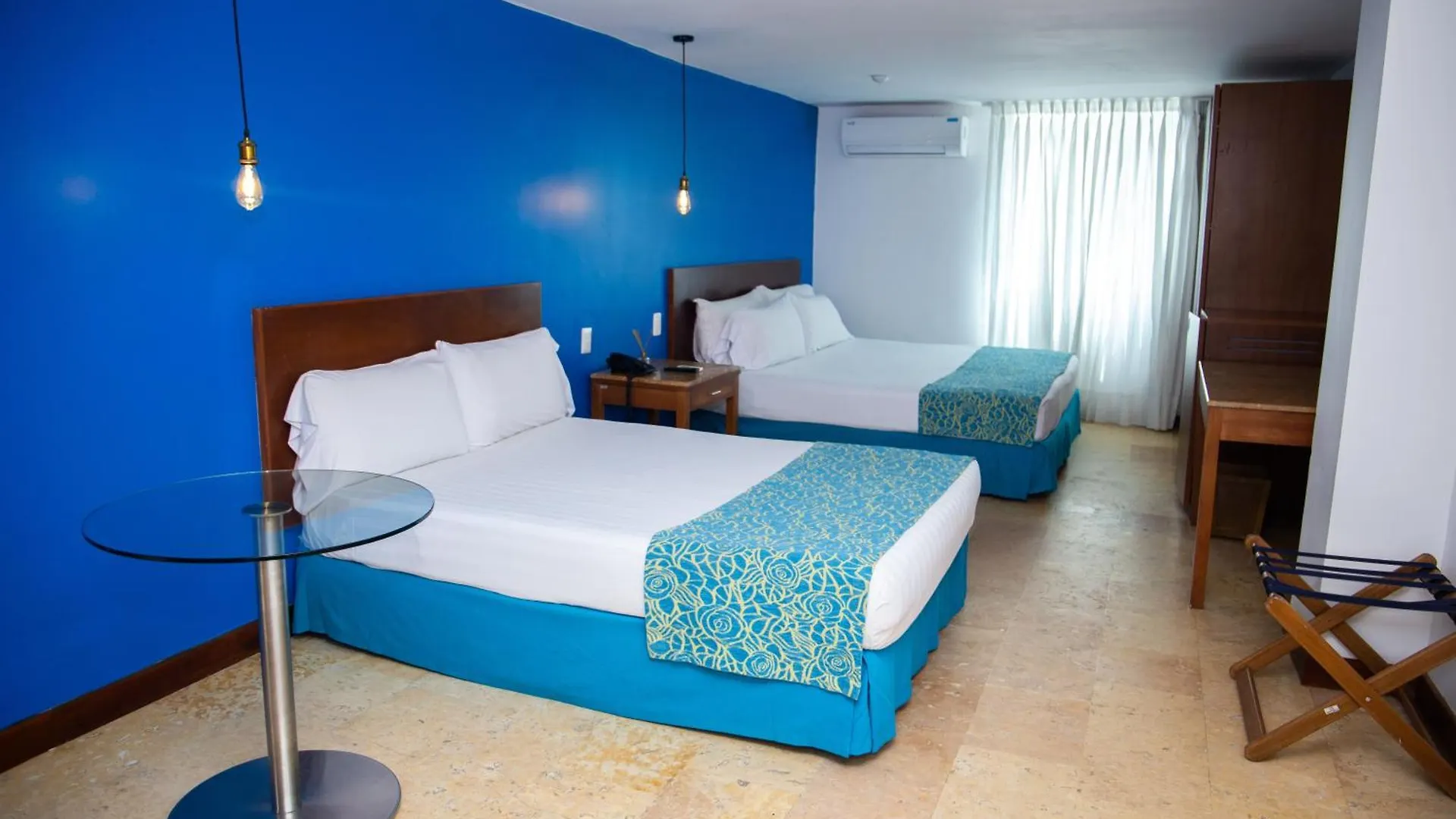 Hotel Oceania Cartagena  3*,